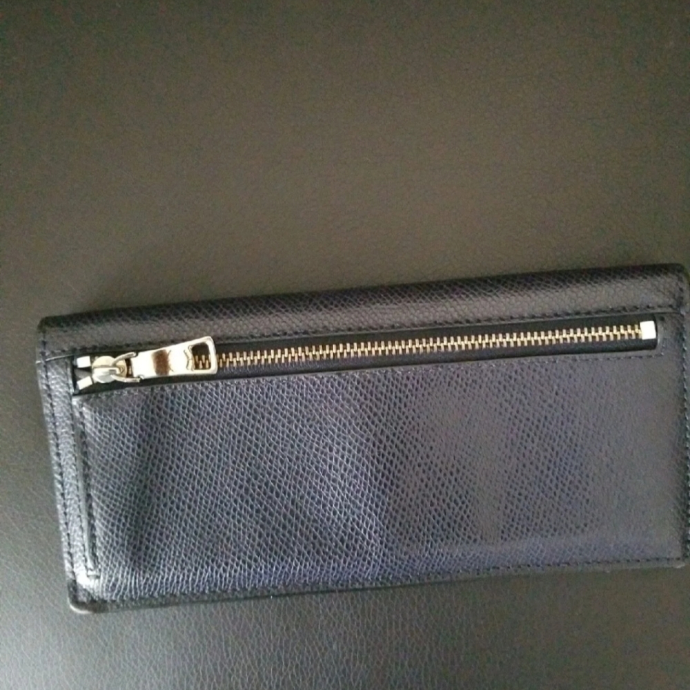 Wallets - Picture 8 of 11